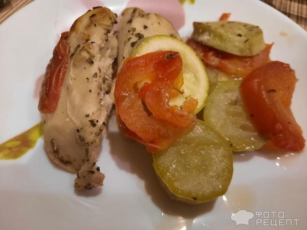 Рецепт: Запеченная в рукаве курица с овощами - ПП-рецепт, всего 3 ингредиента Рецепт: Запеченная в рукаве курица с овощами - ПП-рецепт, всего 3 ингредиента