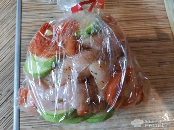 Рецепт: Запеченная в рукаве курица с овощами - ПП-рецепт, всего 3 ингредиента Рецепт: Запеченная в рукаве курица с овощами - ПП-рецепт, всего 3 ингредиента