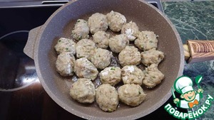 Тефтели из рыбы, тушенные в сметане Тефтели из рыбы, тушенные в сметане