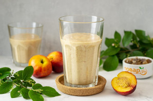 Смузи из нектаринов Смузи из нектаринов