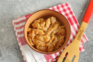 Сэндвич ролл с курицей Сэндвич ролл с курицей