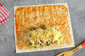 Сэндвич ролл с курицей Сэндвич ролл с курицей