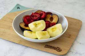 Яблочное пюре со сливами на зиму Яблочное пюре со сливами на зиму