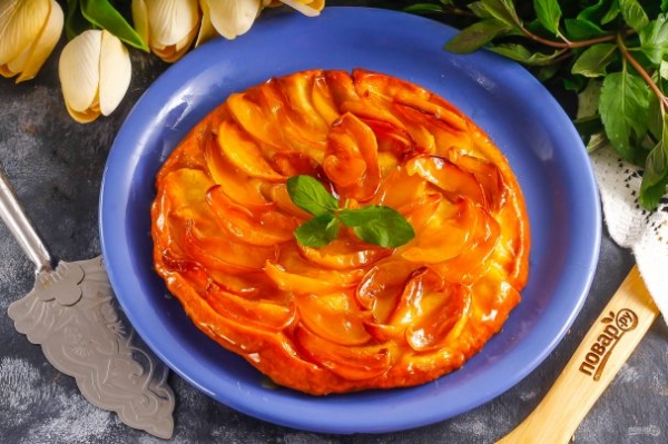 Яблочный тарт с карамелью Яблочный тарт с карамелью