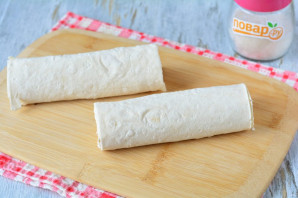 Рулет из лаваша с творогом и изюмом Рулет из лаваша с творогом и изюмом