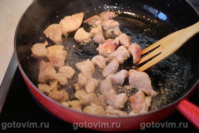 Капуста с мясом, тушенная со сметаной Капуста с мясом, тушенная со сметаной