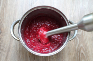 Клюквенный морс в мультиварке Клюквенный морс в мультиварке