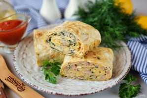 Рулет из лаваша на сковороде Рулет из лаваша на сковороде