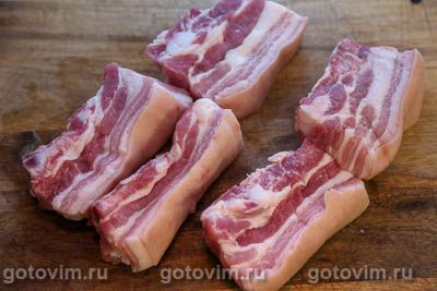 Тажин из свиной грудинки с тыквой и сладким перцем Тажин из свиной грудинки с тыквой и сладким перцем