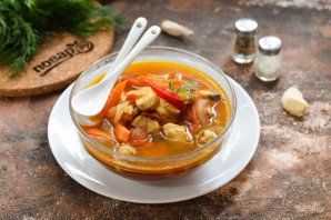 Китайский кисло-острый суп Китайский кисло-острый суп