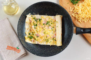 Рулет из лаваша на сковороде Рулет из лаваша на сковороде