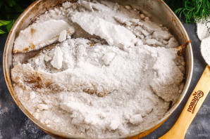 Лещ в соли в духовке