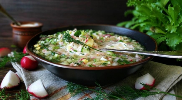 Окрошка на квасе и сметане, пошаговый рецепт с фото