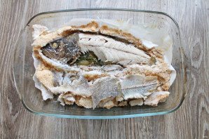 Окунь в соли в духовке Окунь в соли в духовке