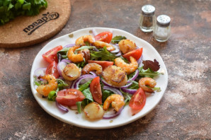 Салат из гребешков с рукколой Салат из гребешков с рукколой