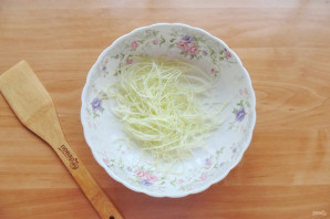 Китайский салат с крахмальной лапшой Китайский салат с крахмальной лапшой