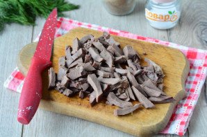 Слоеный салат с сердцем Слоеный салат с сердцем