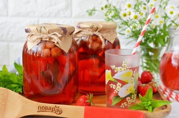 Клубничный компот на зиму
