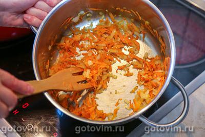 Суп с фрикадельками и зеленым горошком Суп с фрикадельками и зеленым горошком