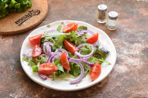 Салат из гребешков с рукколой Салат из гребешков с рукколой