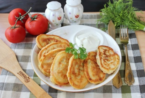 Оладьи с помидорами и сыром Оладьи с помидорами и сыром