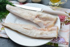 Хек с лимоном в духовке