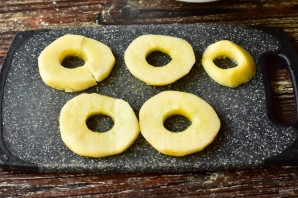 Яблочные донатсы