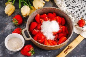 Джем из клубники с агар-агаром Джем из клубники с агар-агаром