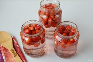 Компот из клубники на зиму Компот из клубники на зиму