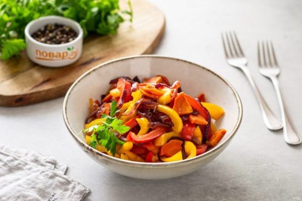 Карамелизированные овощи в сковороде Карамелизированные овощи в сковороде