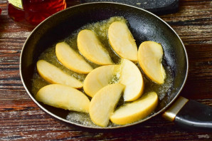 Яблоки "Фламбе"