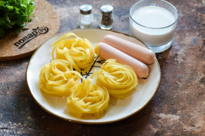 Гнезда с сосисками Гнезда с сосисками