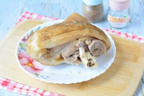 Отварная запеченная рулька в духовке Отварная запеченная рулька в духовке