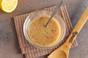 Салат с тунцом и пекинской капустой Салат с тунцом и пекинской капустой