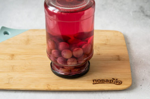 Компот из винограда кишмиш на зиму Компот из винограда кишмиш на зиму