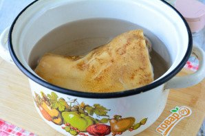 Отварная запеченная рулька в духовке Отварная запеченная рулька в духовке