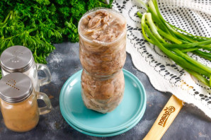 Домашняя колбаса из свинины в бутылке Домашняя колбаса из свинины в бутылке