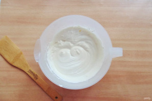 Торт со сливками и ананасами Торт со сливками и ананасами