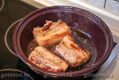 Тажин из свиной грудинки с тыквой и сладким перцем Тажин из свиной грудинки с тыквой и сладким перцем