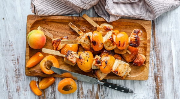 Шашлык из индейки с абрикосами, пошаговый рецепт с фото