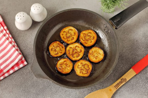 Пирамидки из баклажанов Пирамидки из баклажанов