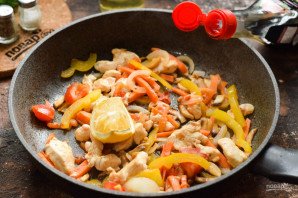 Китайский кисло-острый суп Китайский кисло-острый суп