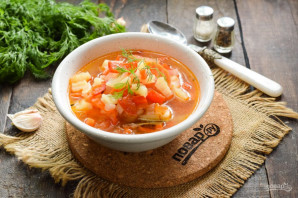 Суп с помидорами и болгарским перцем Суп с помидорами и болгарским перцем