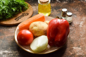 Суп с помидорами и болгарским перцем Суп с помидорами и болгарским перцем