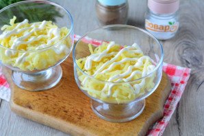 Слоеный салат с сердцем Слоеный салат с сердцем