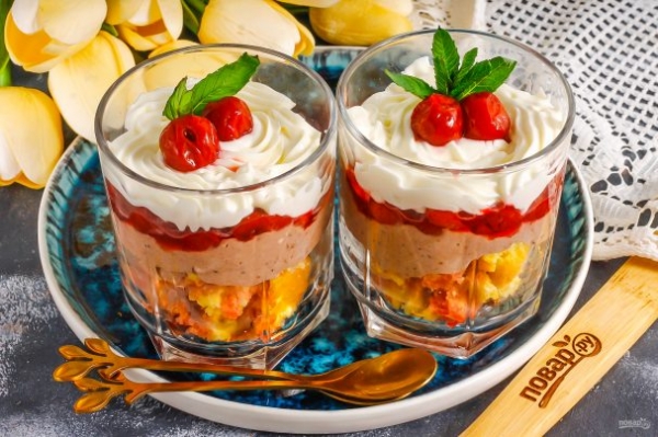 Трайфлы с вишней Трайфлы с вишней