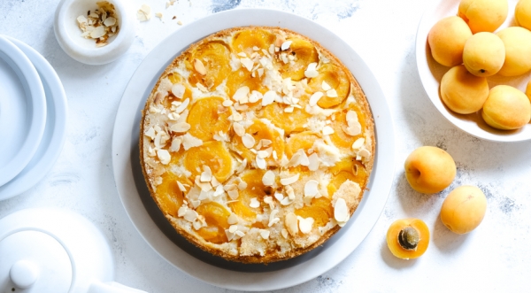 Заливной пирог с абрикосами, пошаговый рецепт с фото Заливной пирог с абрикосами, пошаговый рецепт с фото