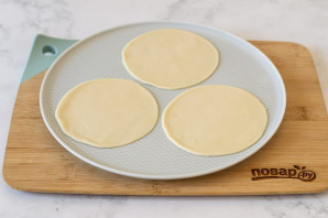 Китайские пельмени с капустой и грибами Китайские пельмени с капустой и грибами