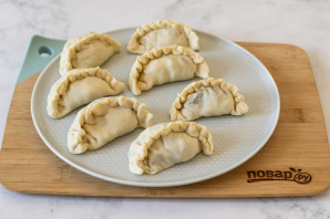 Китайские пельмени с капустой и грибами Китайские пельмени с капустой и грибами