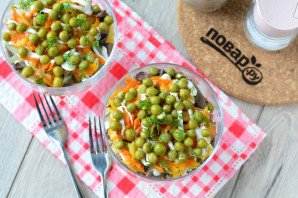 Слоеный салат с сердцем Слоеный салат с сердцем